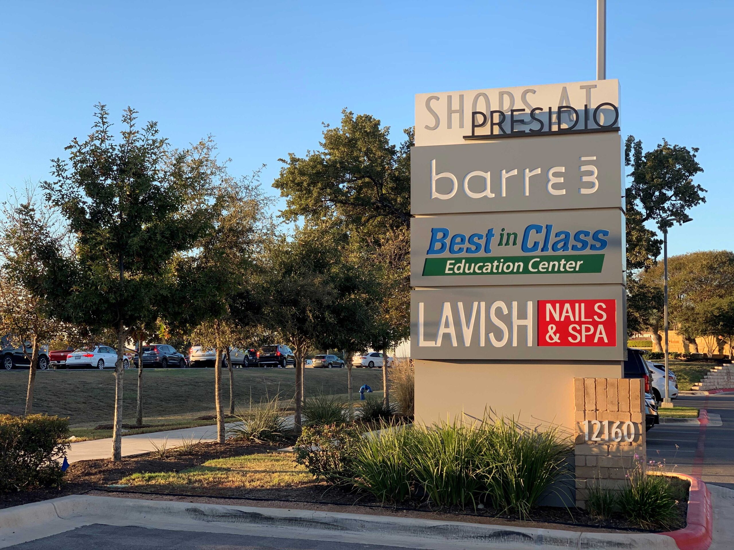 Monument-Sign